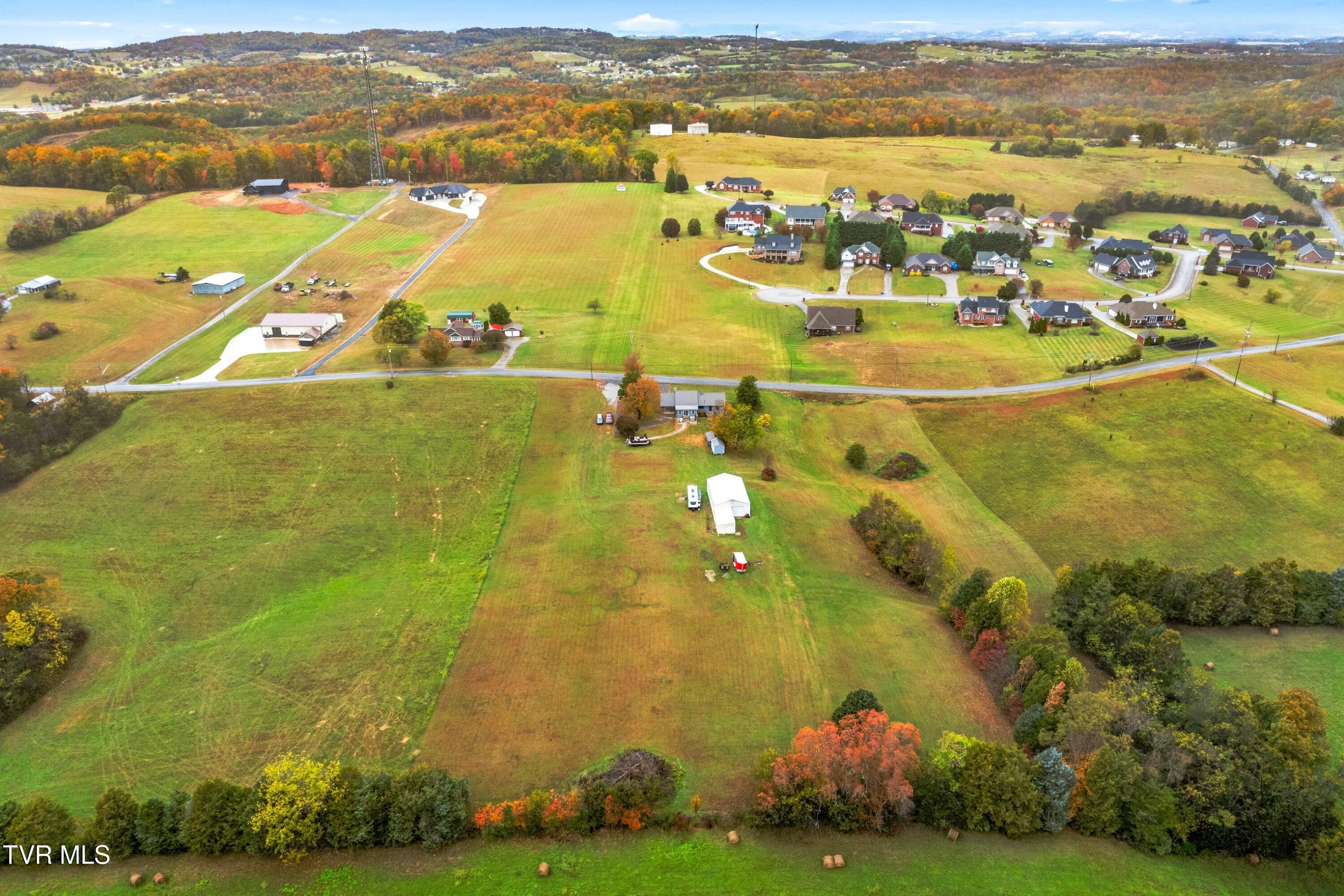 643 Hart Road Dandridge, TN 37725 - Photo 57 of 63 057-643HartRoad-Dandridge-TN-37725-SMALL