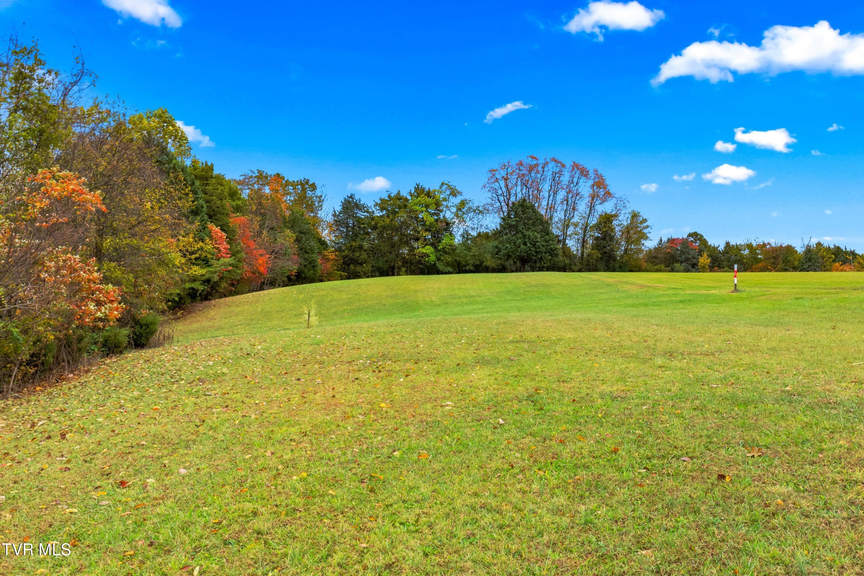 643 Hart Road Dandridge, TN 37725 - Photo 60 of 63 060-643HartRoad-Dandridge-TN-37725-SMALL