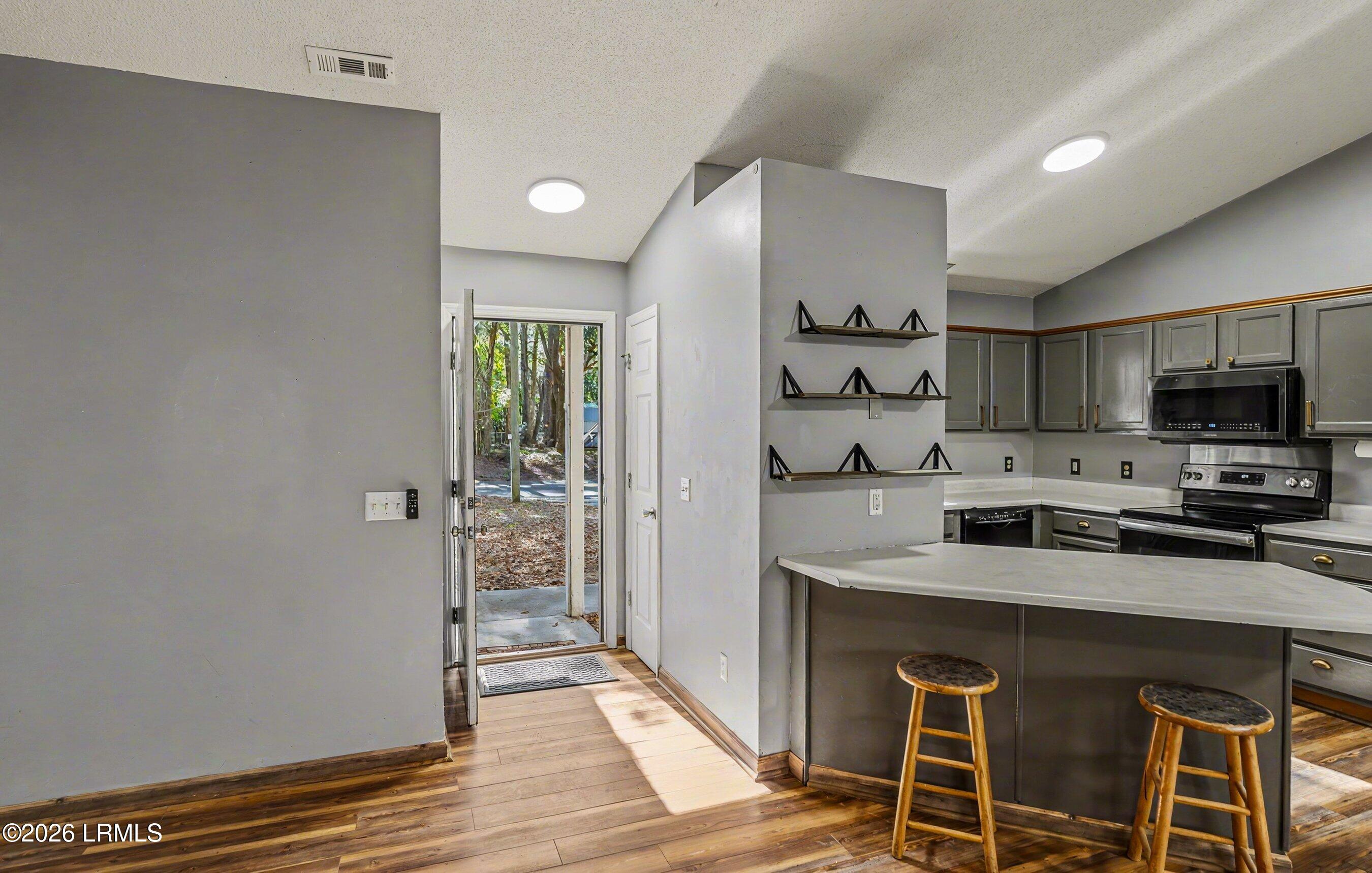 8 Factory Creek Road Beaufort, SC 29907 - Photo 3 of 37 DSC06666-40-1.jpg-SMALL