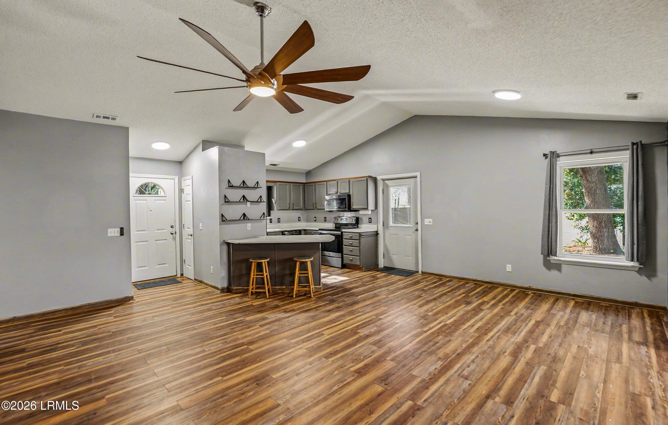 8 Factory Creek Road Beaufort, SC 29907 - Photo 5 of 37 DSC06676-50-1.jpg-SMALL