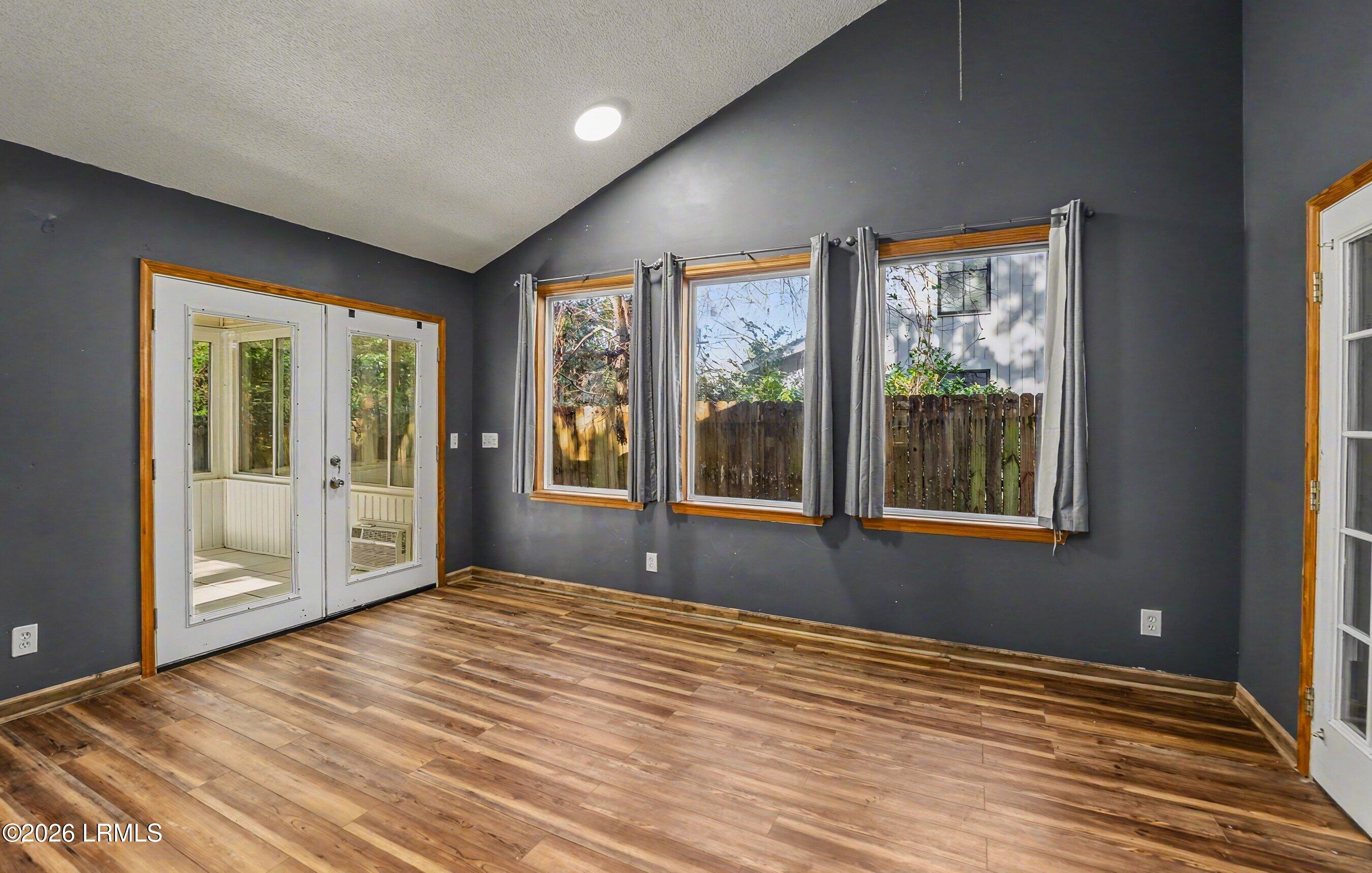 8 Factory Creek Road Beaufort, SC 29907 - Photo 10 of 37 DSC06701-75-1.jpg-SMALL