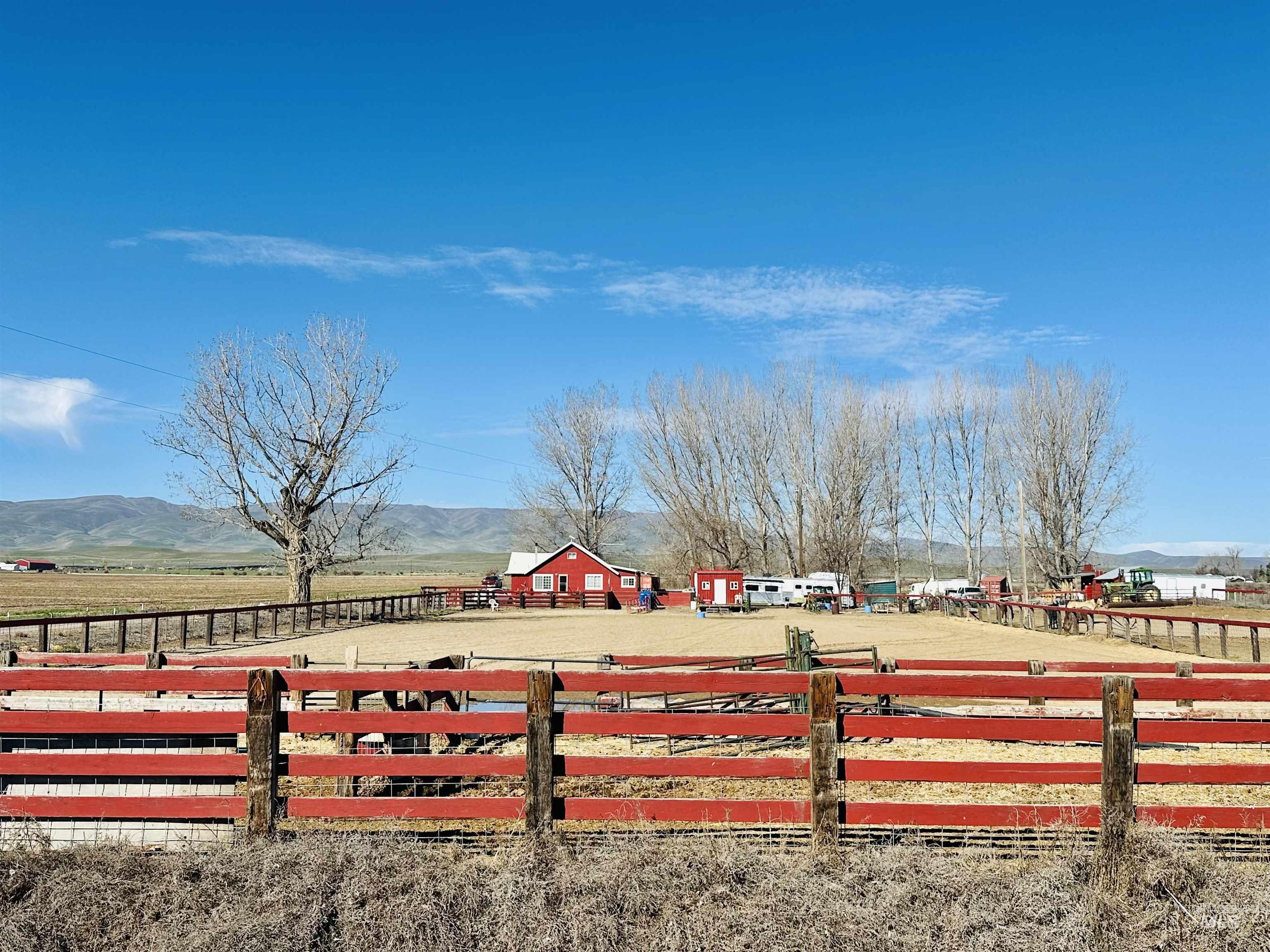 5051 South Rd J Vale, OR 97918 - Photo 23 of 49 110ft X 200 roping arena