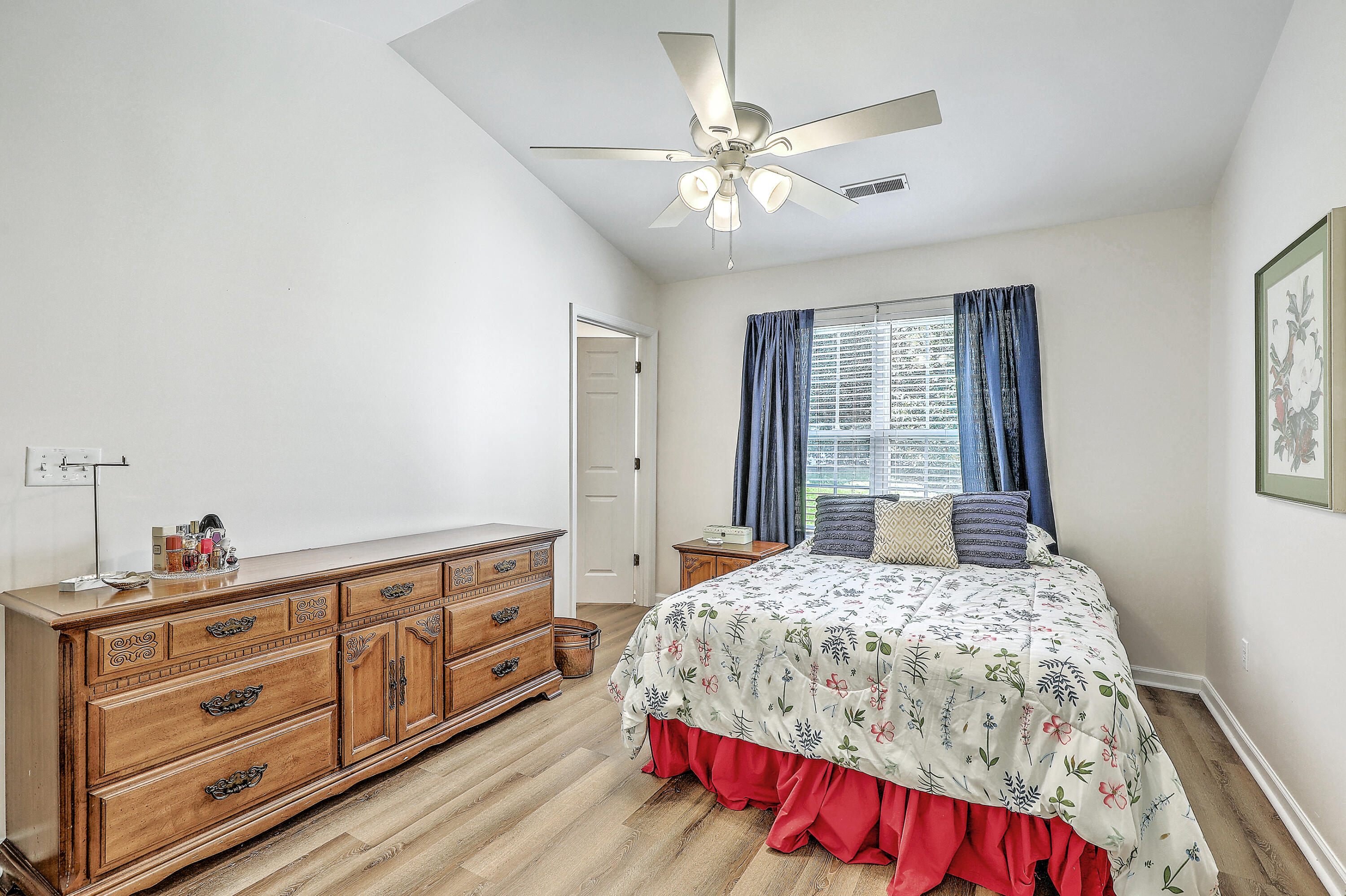 123 Macy Circle Goose Creek, SC 29445 - Photo 11 of 29 Primary bedroom