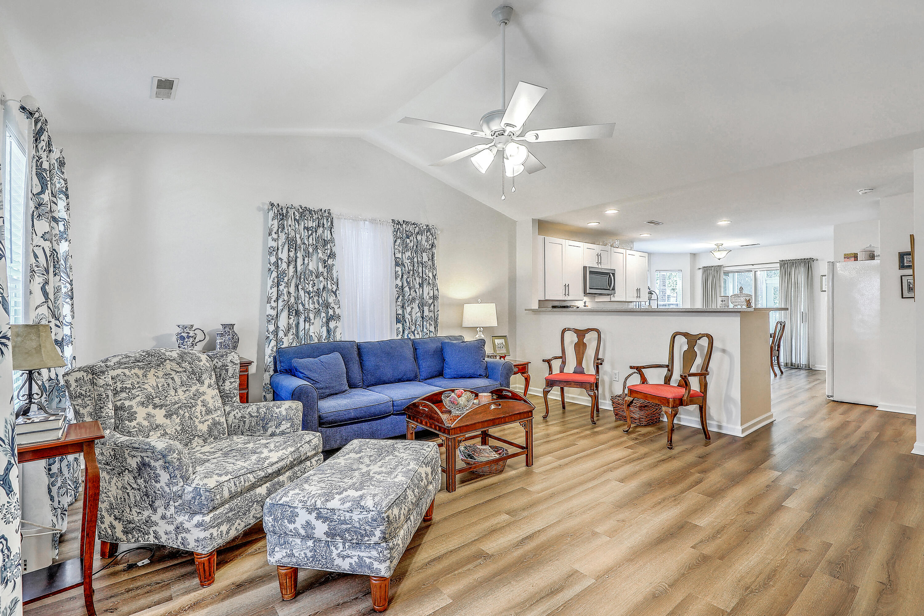 123 Macy Circle Goose Creek, SC 29445 - Photo 4 of 29 Cathedral ceiling