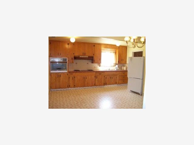 647 Middlefield Road Salinas, CA 93906 - Photo 8 of 9 Gallery Image 8