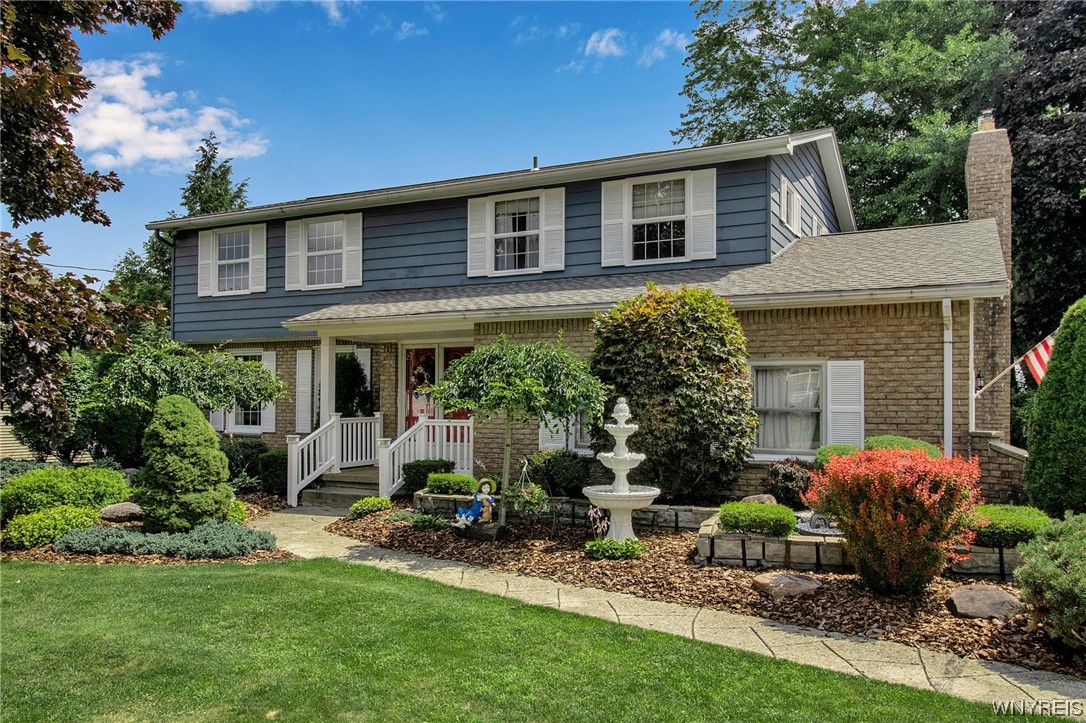 261 Rolling Green Lane, Unit SL17, Elma, NY 14059 Compass