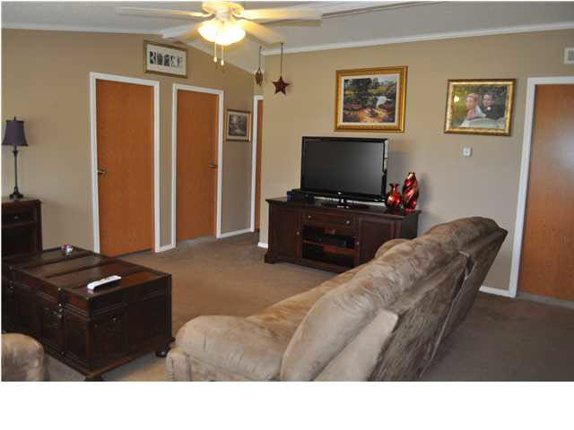 333 Ranger Lane Dale, IN 47523 - Photo 3 of 21