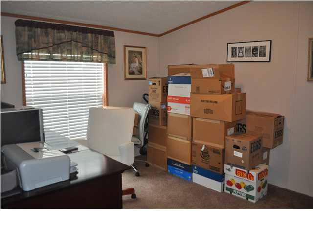 333 Ranger Lane Dale, IN 47523 - Photo 4 of 21
