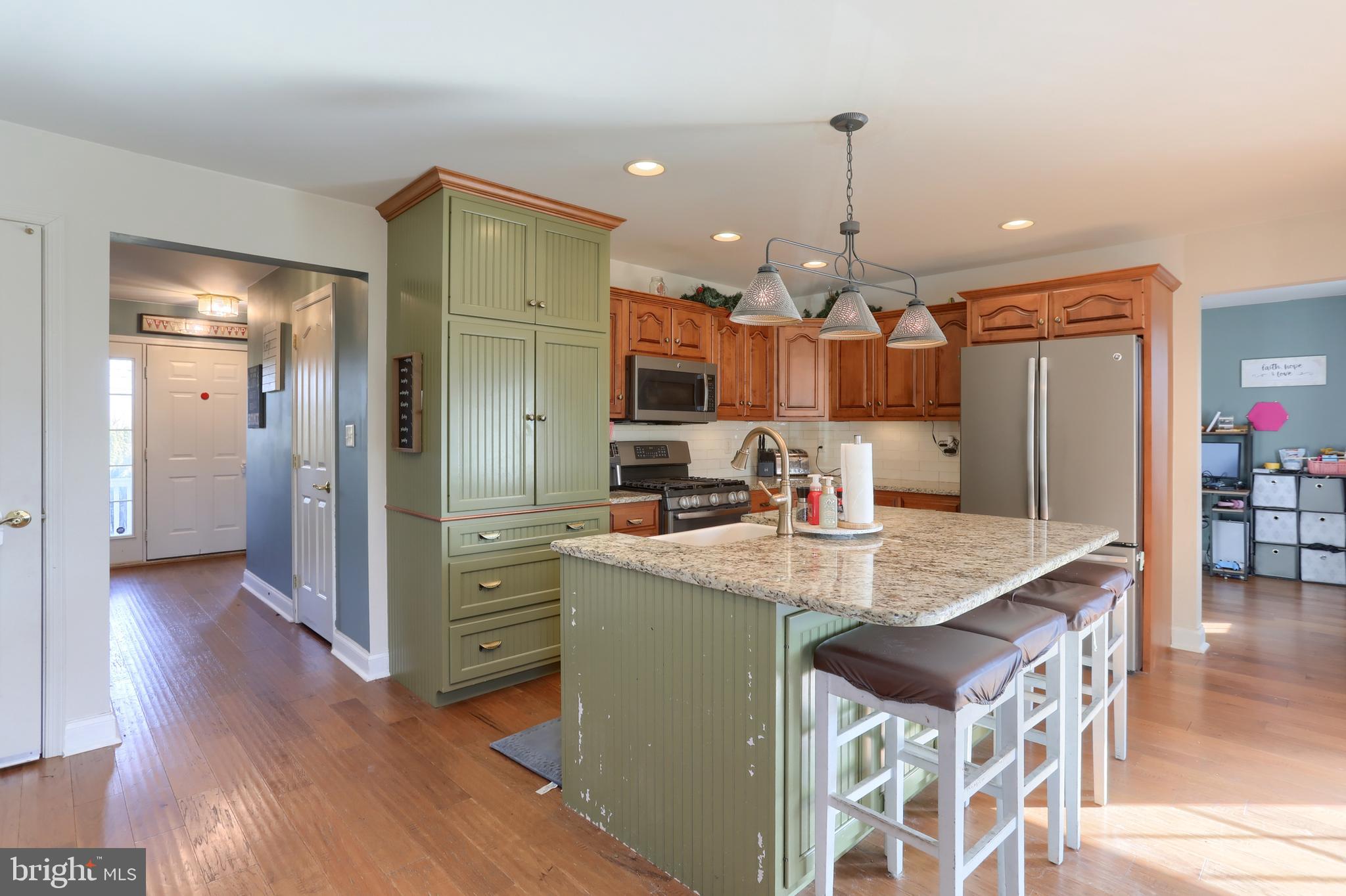 215 West Sun Hill Road Manheim, PA 17545 - Photo 15 of 38 Gallery Image 15