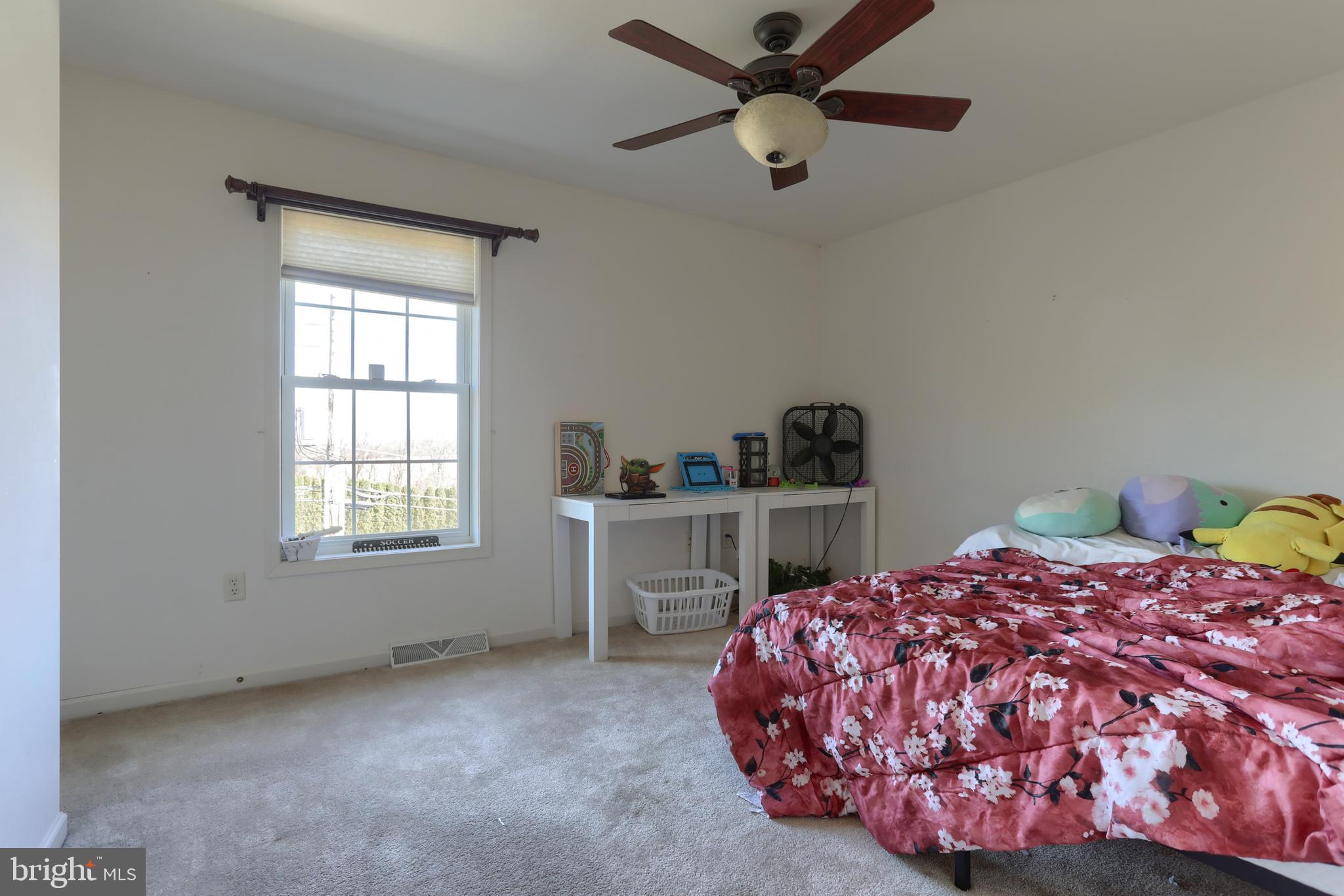 215 West Sun Hill Road Manheim, PA 17545 - Photo 23 of 38 Gallery Image 23