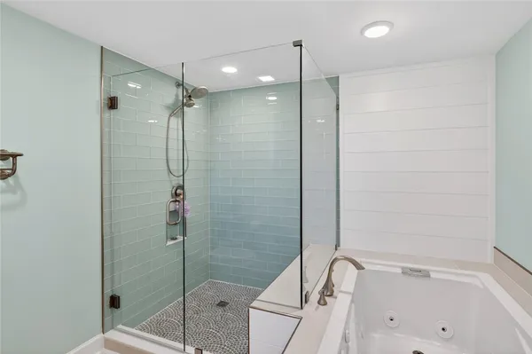 $475,000 | 5601 Florida A1A, Unit 200N, Indian River Shores, FL 32963
