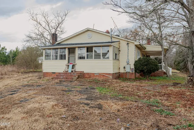 $325,000 | 4443 Mebane Oaks Road, Mebane, NC 27302