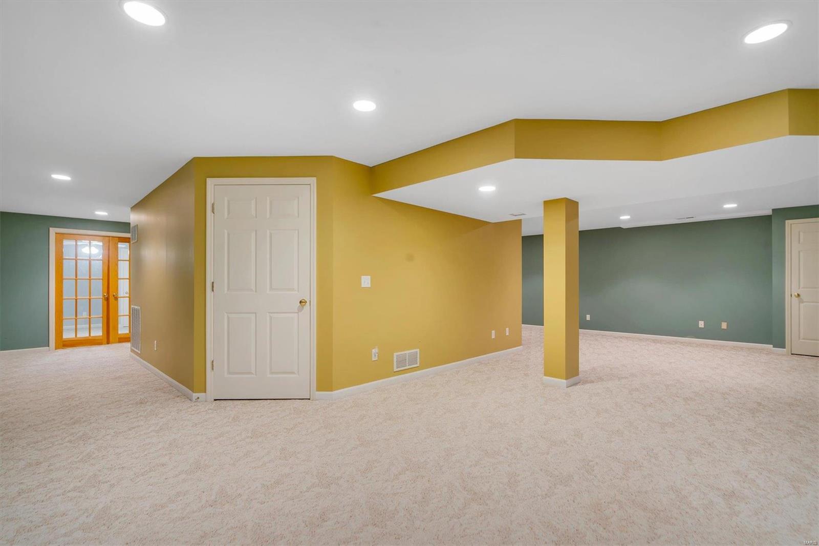 865 Castle Pines Drive Ballwin, MO 63021 - Photo 26 of 33