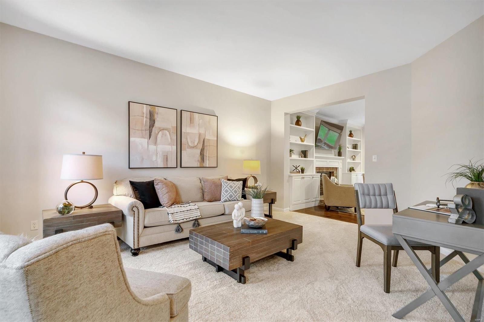 865 Castle Pines Drive Ballwin, MO 63021 - Photo 4 of 33