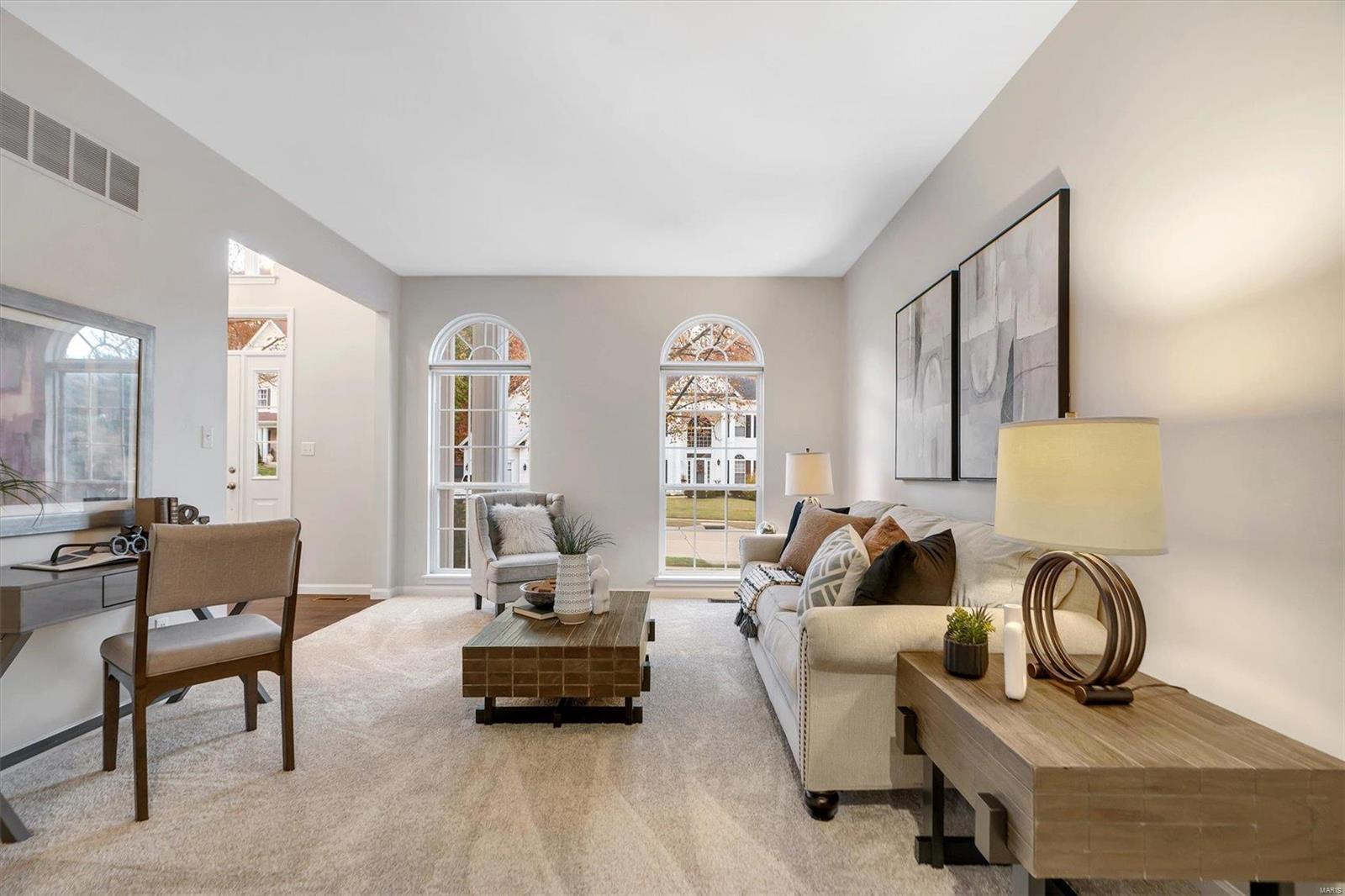 865 Castle Pines Drive Ballwin, MO 63021 - Photo 5 of 33