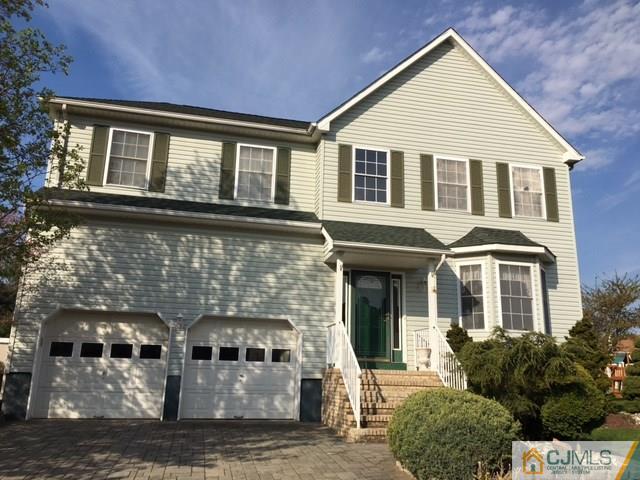 22 Lexington Road Monmouth Junction, NJ 08852 - Photo 1 of 25 Gallery Image 1