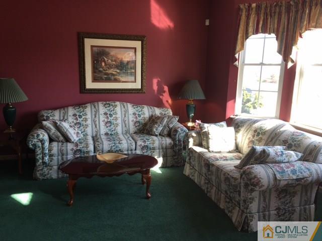 22 Lexington Road Monmouth Junction, NJ 08852 - Photo 2 of 25 Gallery Image 2