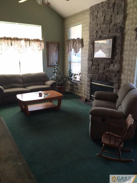 22 Lexington Road Monmouth Junction, NJ 08852 - Photo 6 of 25 Gallery Image 6
