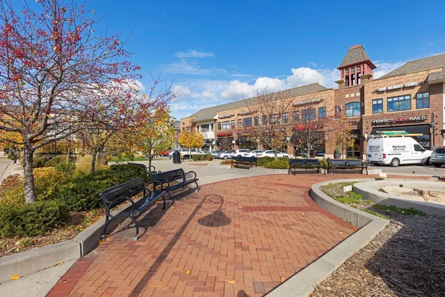 $2,675,000 | 196 X Glenhill Road, Mendota Heights, MN 55118