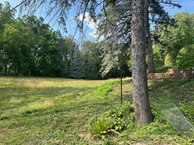 $2,675,000 | 196 X Glenhill Road, Mendota Heights, MN 55118