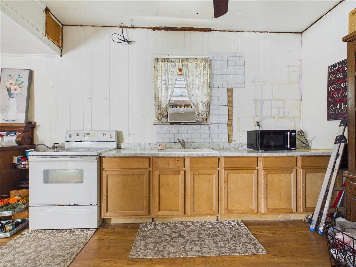 106 Ferguson Street Salley, SC 29137 - Photo 12 of 35