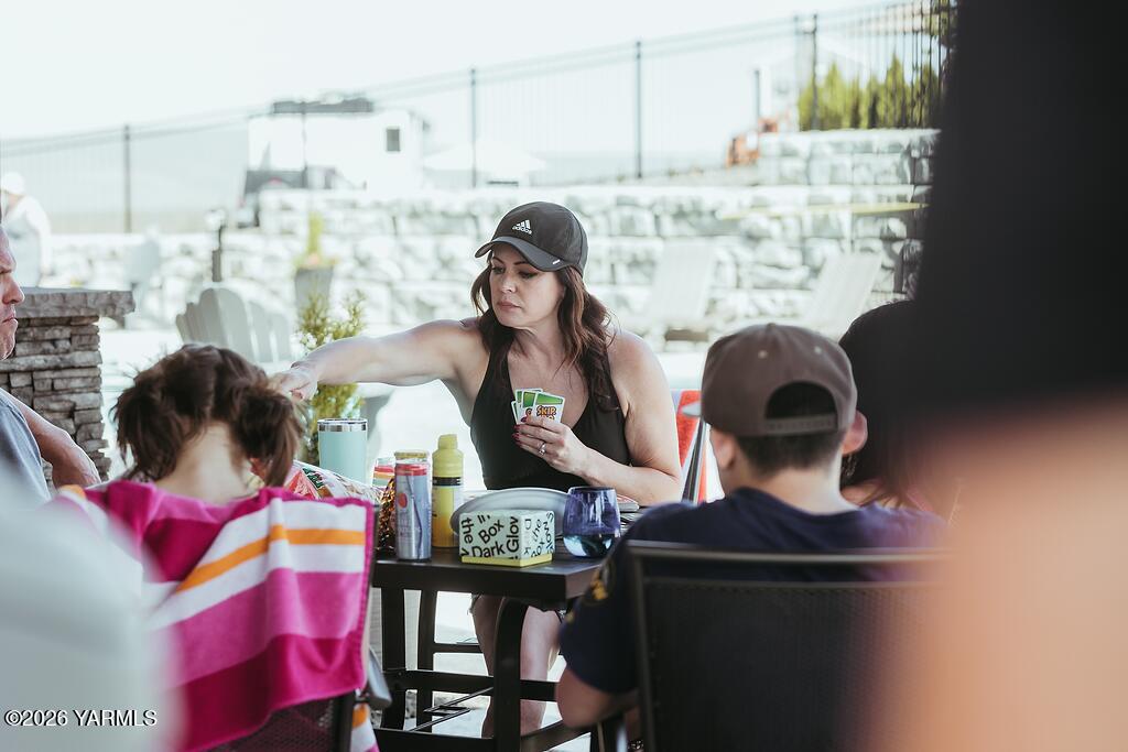 1769 Naches Wenas Road, Unit 41 Selah, WA 98942 - Photo 24 of 41 Club House entertaining