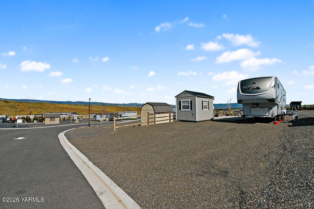 1769 Naches Wenas Road, Unit 41 Selah, WA 98942 - Photo 35 of 41 Great parking