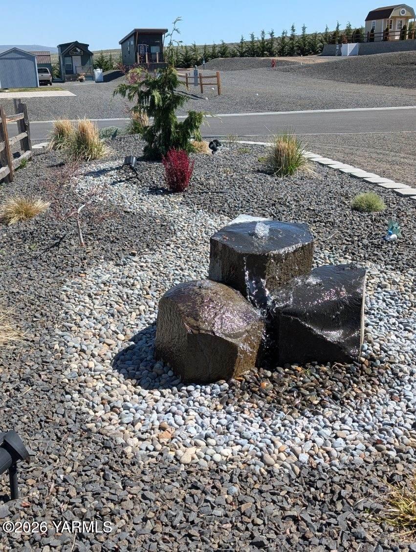 1769 Naches Wenas Road, Unit 41 Selah, WA 98942 - Photo 5 of 41 fountain on lot