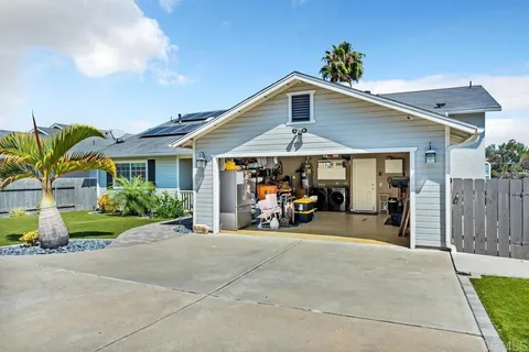 $905,000 | 5151 Comanche Drive, La Mesa, CA 91942