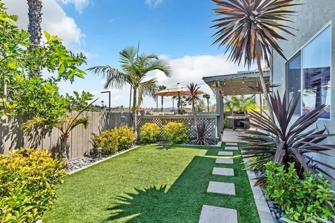 $905,000 | 5151 Comanche Drive, La Mesa, CA 91942