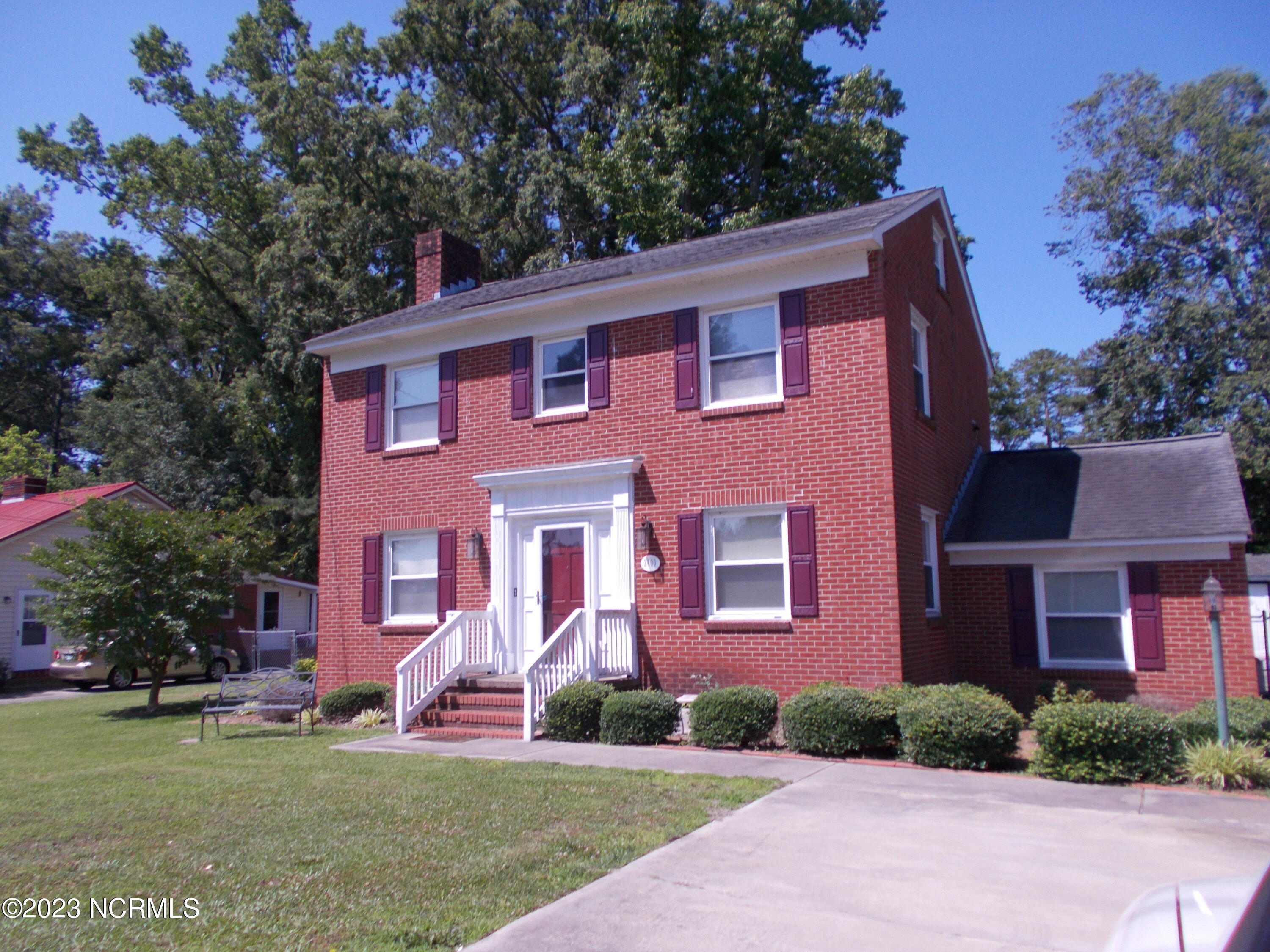 2400 Carey Road Kinston, NC 28504 - Photo 1 of 12 DSCN2246