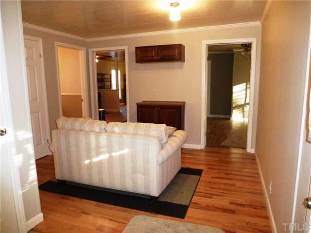 5843 North Roxboro Road Durham, NC 27712 - Photo 13 of 20