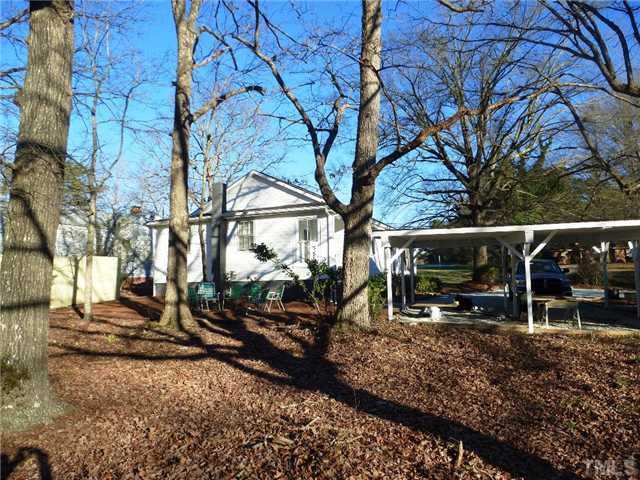 5843 North Roxboro Road Durham, NC 27712 - Photo 5 of 20