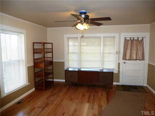 5843 North Roxboro Road Durham, NC 27712 - Photo 6 of 20