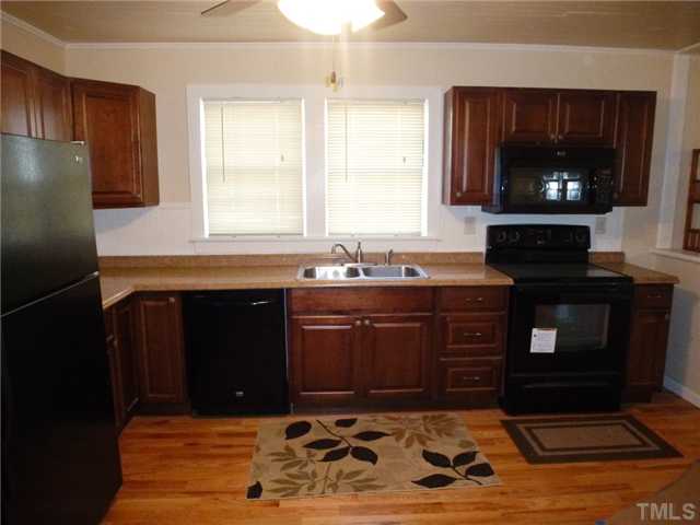 5843 North Roxboro Road Durham, NC 27712 - Photo 10 of 20