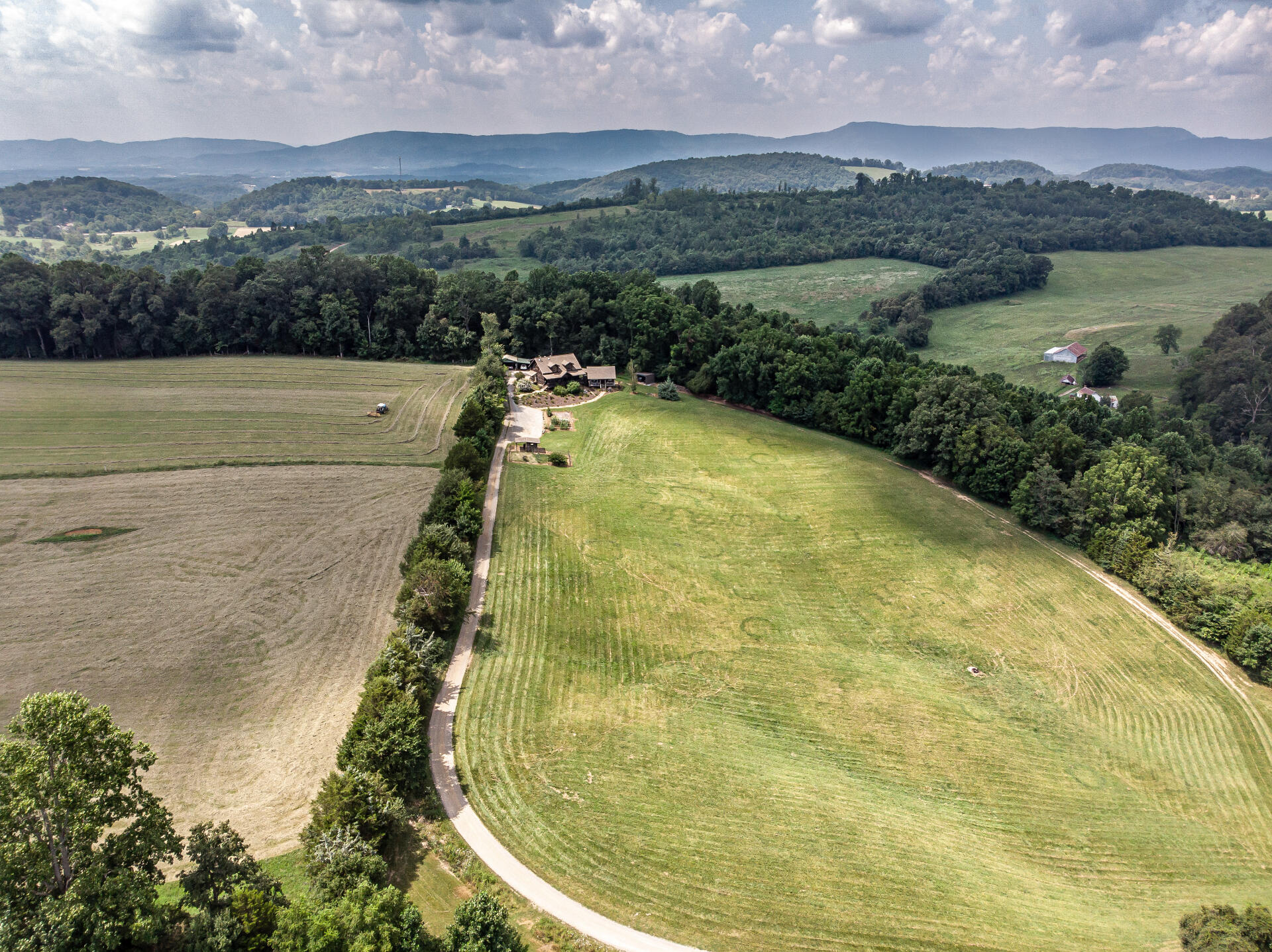 415 Morrison Road Chuckey, TN 37641 - Photo 69 of 85 415MorrisonC_116