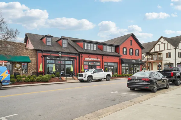$3,199,999 | 813 Stonewater Boulevard, Franklin, TN 37064