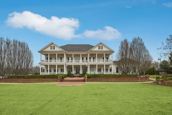 $3,199,999 | 813 Stonewater Boulevard, Franklin, TN 37064