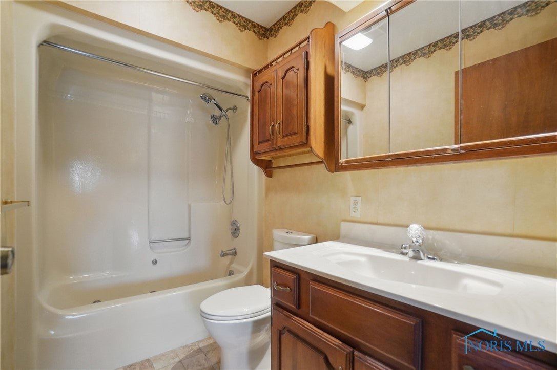 1067 Fox Run Road Findlay, OH 45840 - Photo 23 of 50 Gallery Image 23