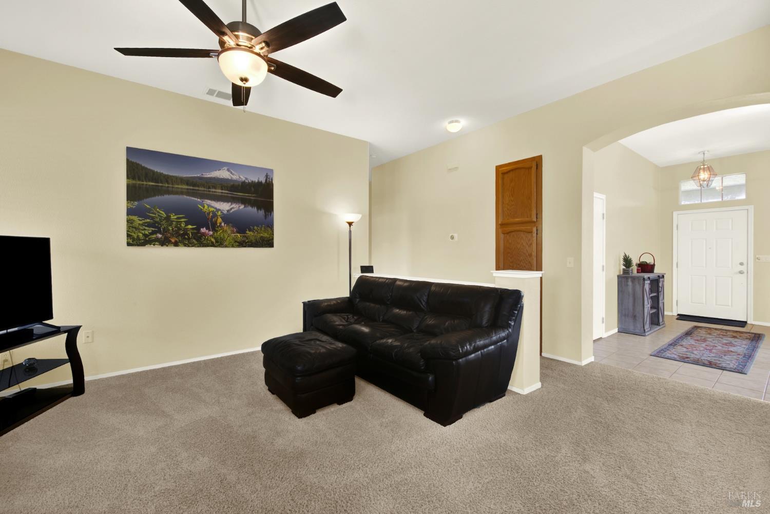 525 Schooner Ridge Drive Dixon, CA 95620 - Photo 13 of 48