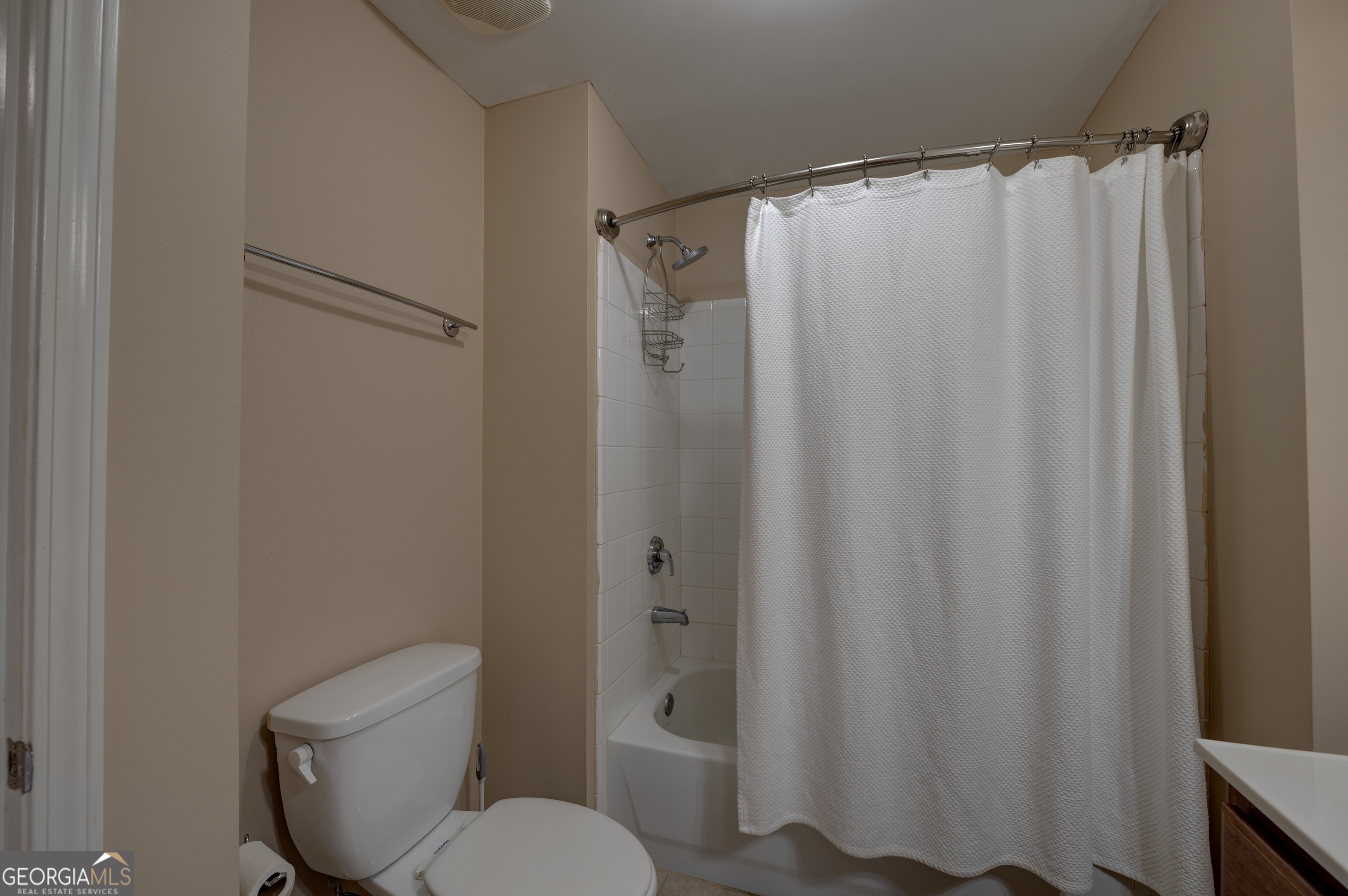 3040 Peachtree Road Northwest, Unit 813 Atlanta, GA 30305 - Photo 18 of 33