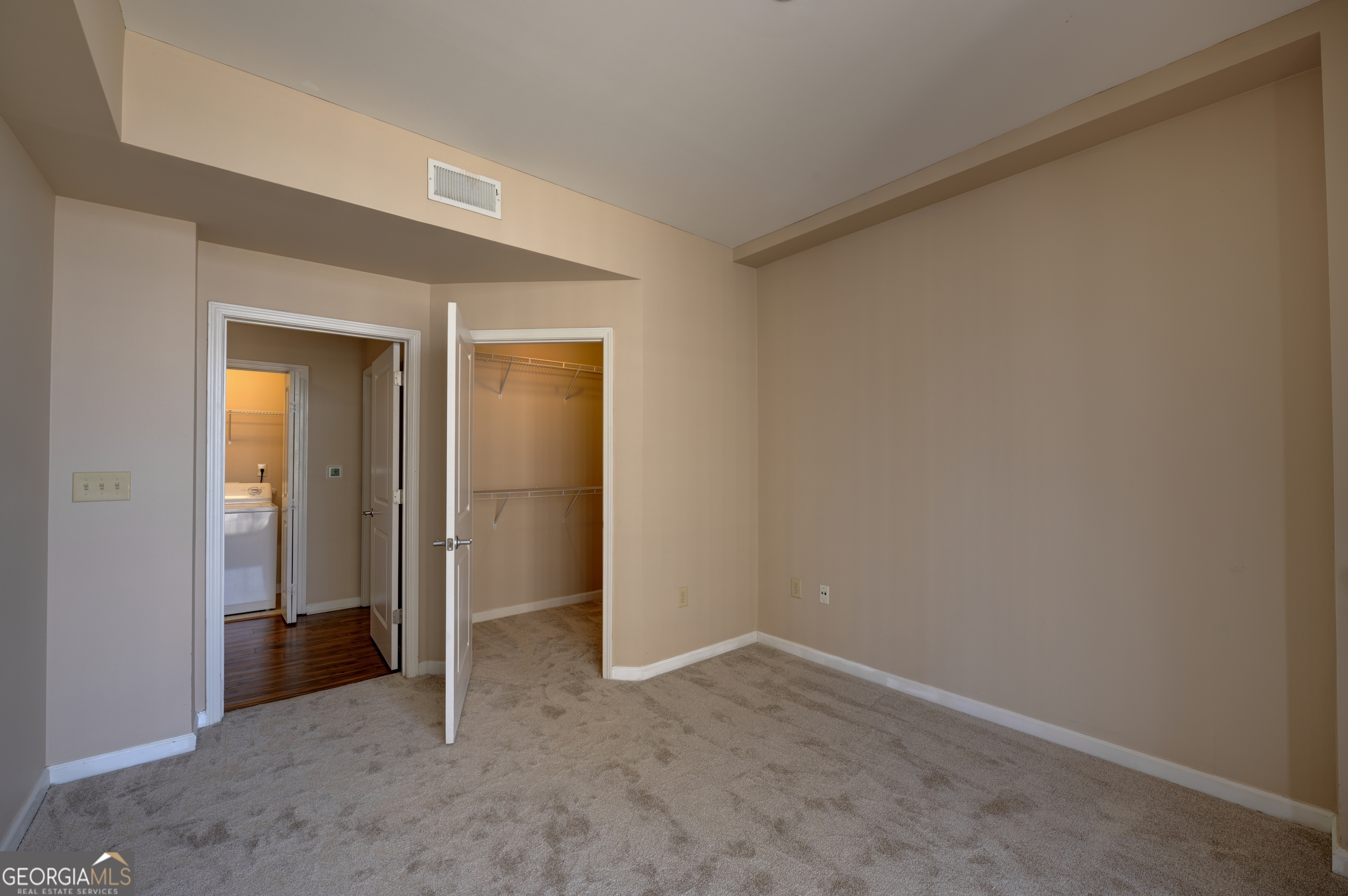 3040 Peachtree Road Northwest, Unit 813 Atlanta, GA 30305 - Photo 19 of 33