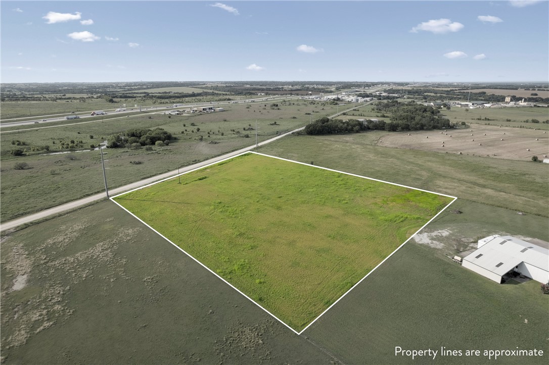 1228 South Old Temple Road Lorena, TX 76655 - Photo 4 of 12 a view of a tennis court