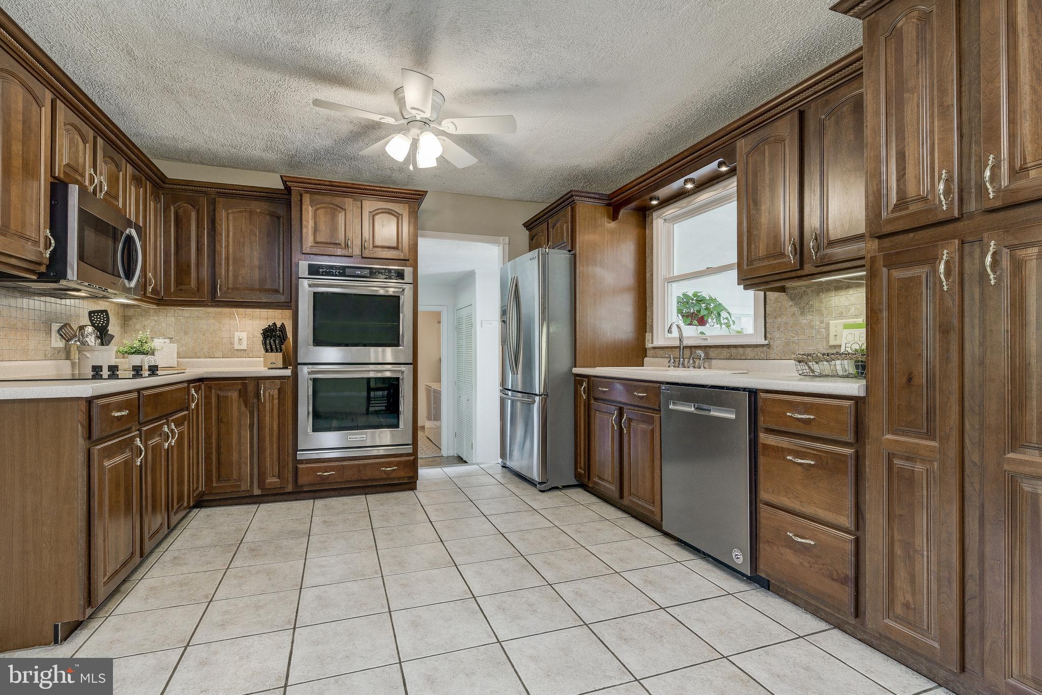 1703 North Bachman Valley Road Westminster, MD 21157 - Photo 11 of 46 Gallery Image 11
