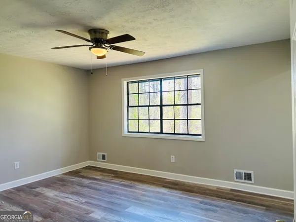 $1,850 | 6165 Radford Drive, Riverdale, GA 30296