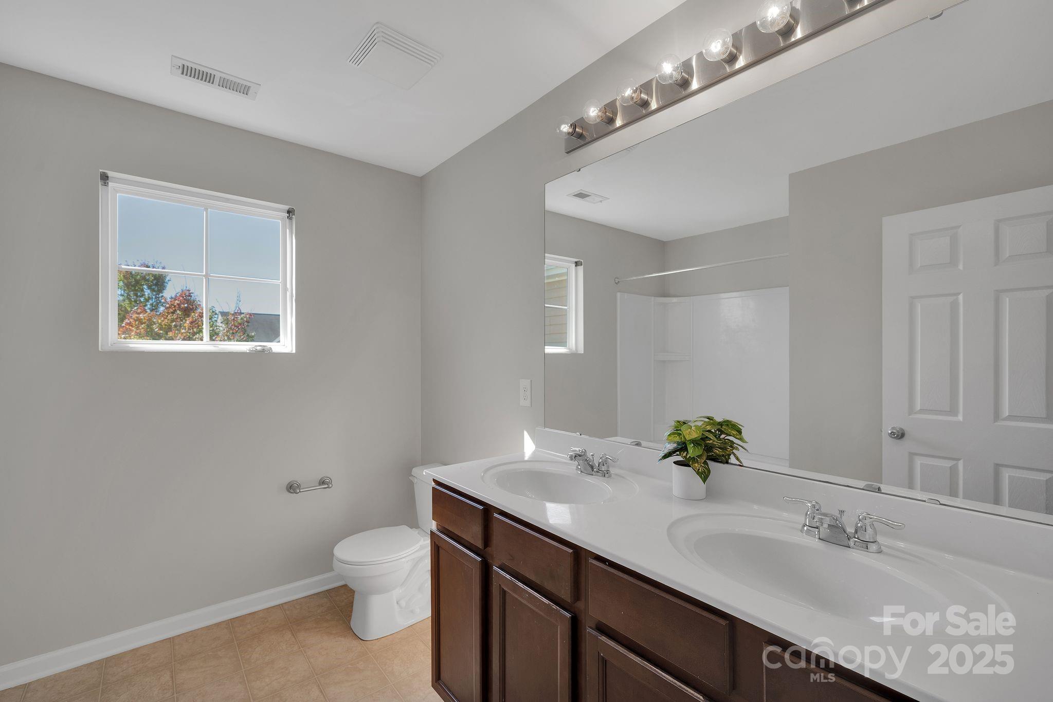 12404 Bending Branch Road Charlotte, NC 28227 - Photo 16 of 34 Gallery Image 16