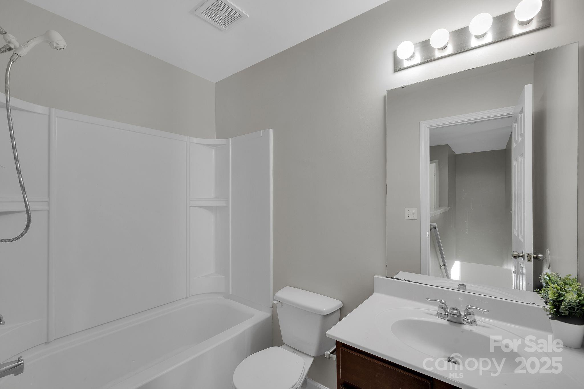 12404 Bending Branch Road Charlotte, NC 28227 - Photo 23 of 34 Gallery Image 23