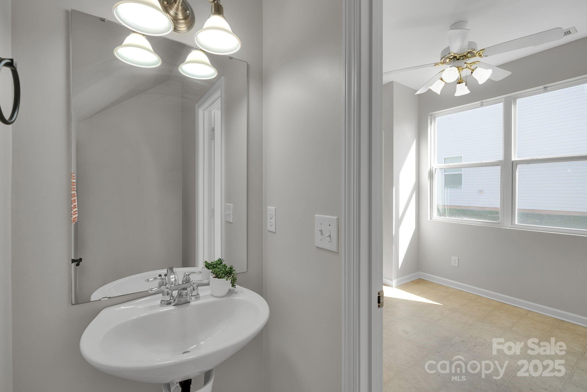 12404 Bending Branch Road Charlotte, NC 28227 - Photo 10 of 34 Gallery Image 10