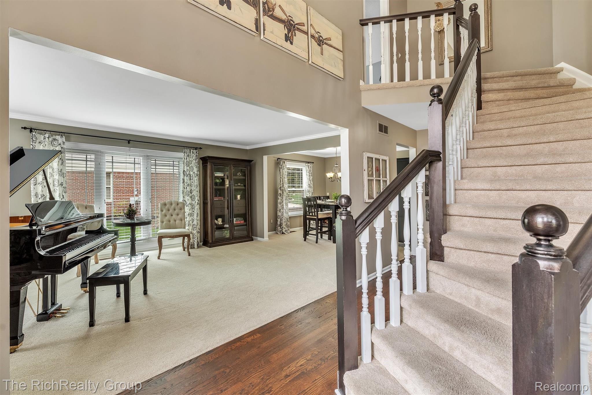 44954 Glengarry Rd HomeCraft Team