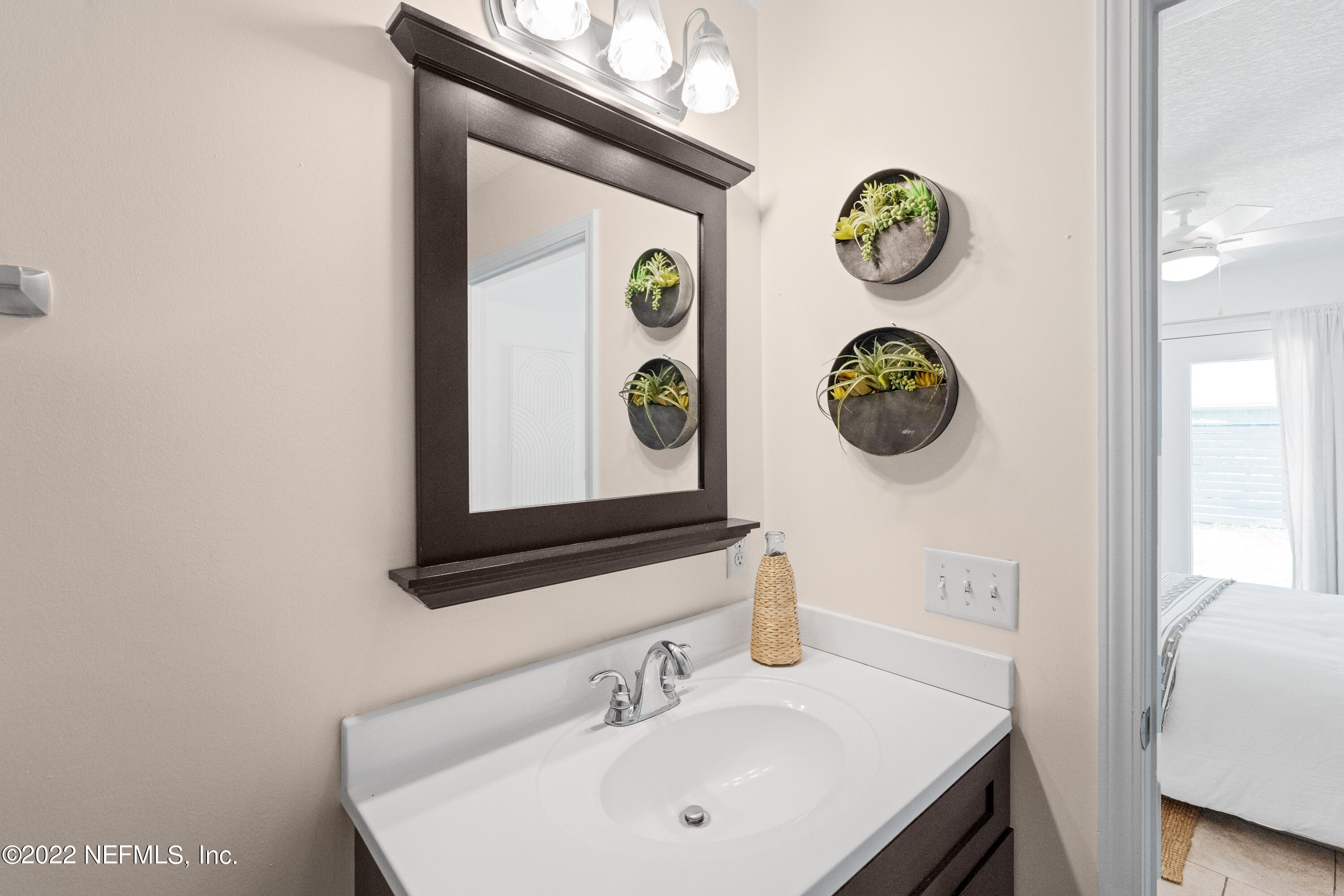 221 Seminole Road Atlantic Beach, FL 32233 - Photo 14 of 30 Master Bath